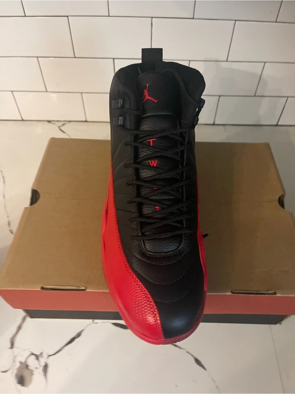 Mens Retro 12 Flu Game Size 13.